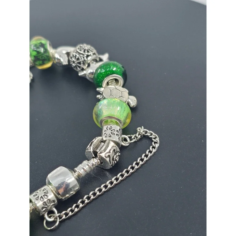 Green Ocean Charm Bracelet Sea Turtle Dolphin Starfish Glass Beads‎ Silver Tone